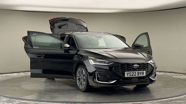 2022 Ford Focus Focus ST-Line Vignale 5 door 1.0L EcoBoost 155PS mHEV FWD 7 Speed PowerShif 5 doo...