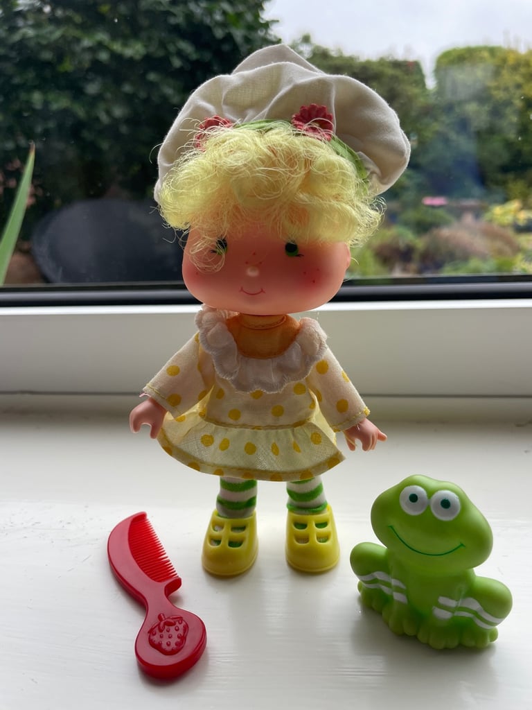 Strawberry Shortcake dolls