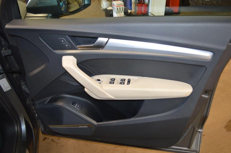 AUDI Q5 2.0 TDI 40 Sport S Tronic quattro Euro 6 (s/s) 5dr 2019