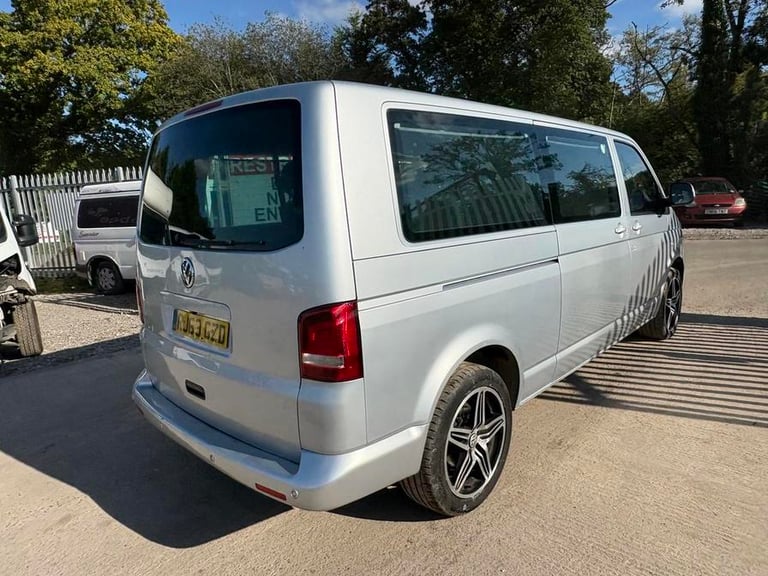 2013 Volkswagen Transporter Transporter T30 SE 102 TDI LWB Minibus DIESEL Manual