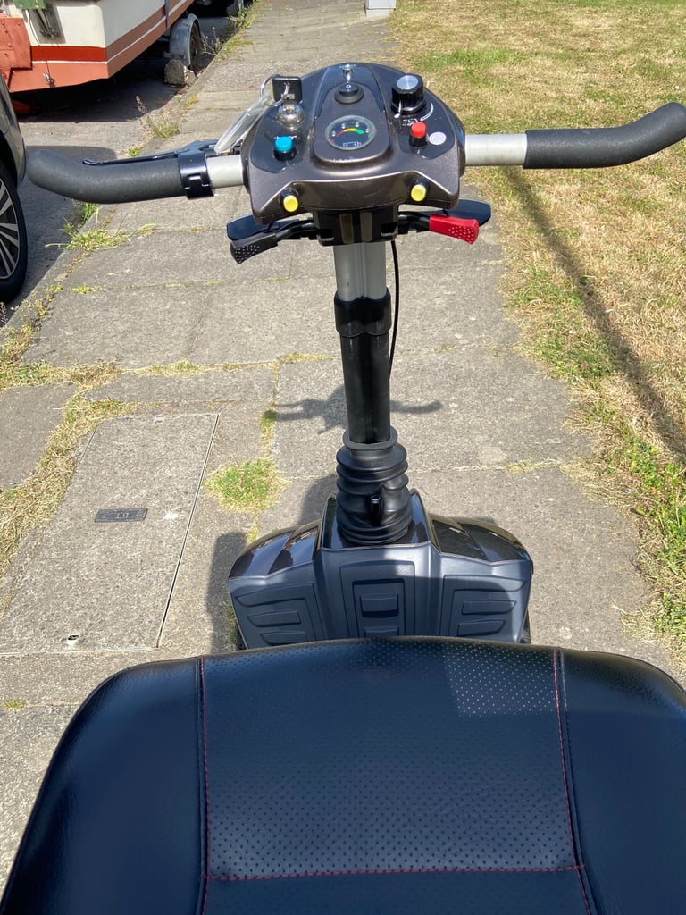 TGA folding mobility scooter 