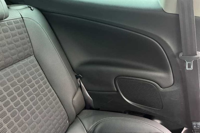 2015 Vauxhall Astra GTC 2.0 CDTi SRi Coupe 3dr Diesel Manual Euro 5 (s/s) (165 ps) Coupe Diesel M...