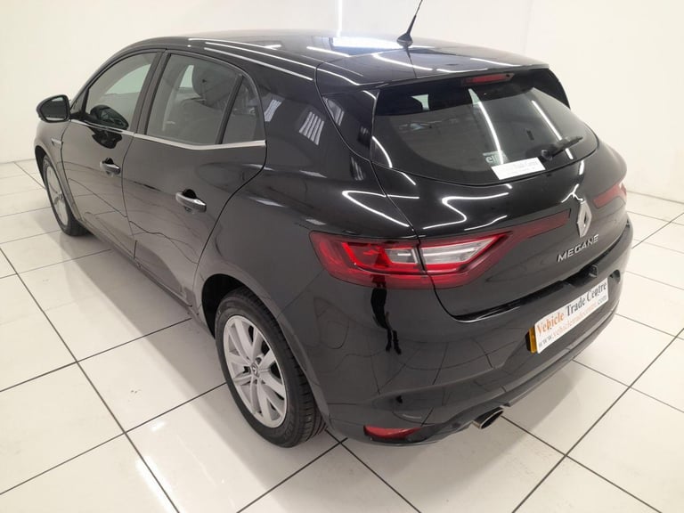 2017 Renault Megane 1.6 dCi Dynamique Nav Hatchback 5dr Diesel Manual Euro 6 (s/s) (130 ps) ++ HA...