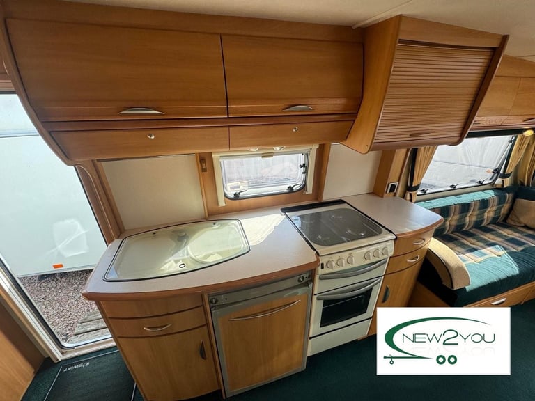 2002 Swift Conqueror 580 LUX 4 Berth Caravan - STOCK E187
