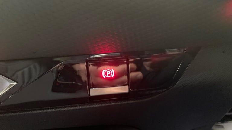 2025 DS Automobiles DS 4 1.6 E-TENSE 12.4kWh Rivoli Hatchback 5dr Petrol Plug-in Hybrid EAT8 Euro...