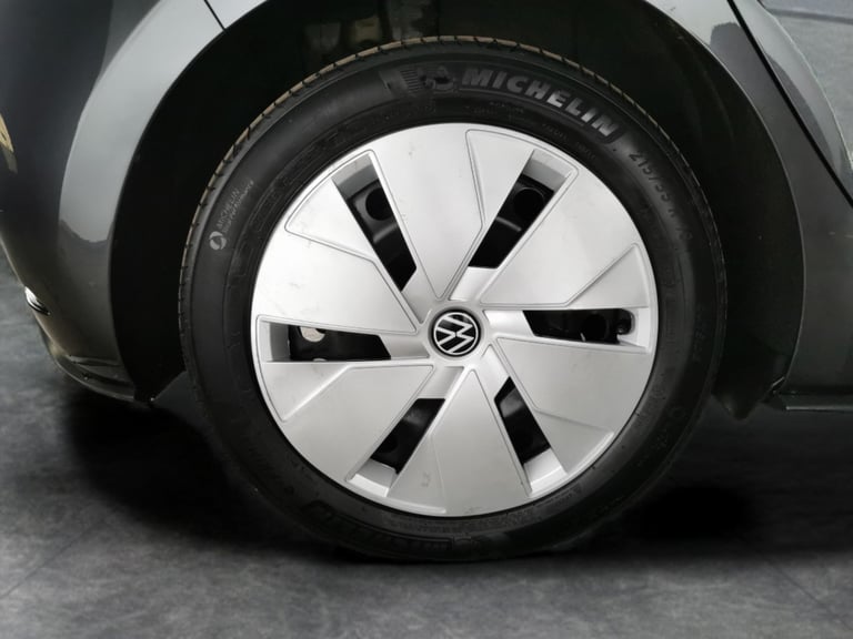 2021 Volkswagen ID.3 Pro 58kWh Life Hatchback 5dr Electric Auto (145 ps) - NAV - COMFORT PACK -  ...
