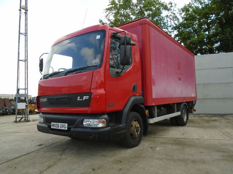 2006 DAF FA LF45.130ti -7.5 ton, 17ft GRP Boxvan w/Tailift