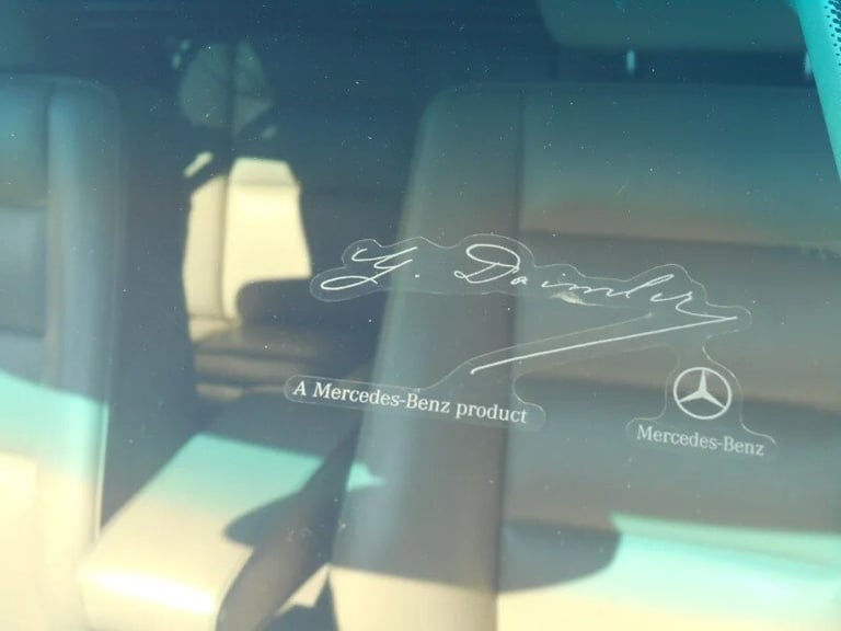1994 Mercedes-Benz E Class E220 2-Door Petrol