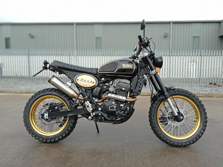 Bluroc Hero 250 Retro 250cc Offroad Scrambler Delivery & Finance UK/IRE 
