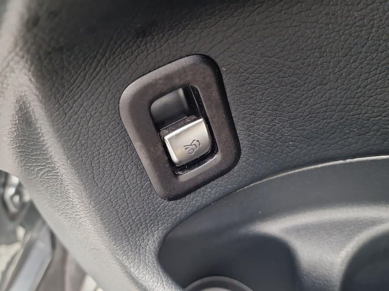 2020 Mercedes-Benz GLC 2.0 GLC300de 13.5kWh AMG Line (Premium) G-Tronic+ 4MATIC Euro 6 (s/s) 5dr ...