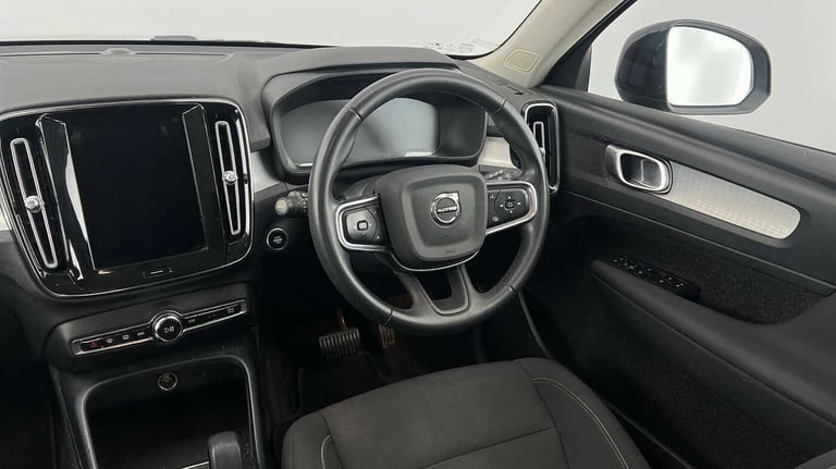 2021 Volvo XC40 1.5 T3 (163) Momentum 5dr Geartronic SUV Petrol Automatic