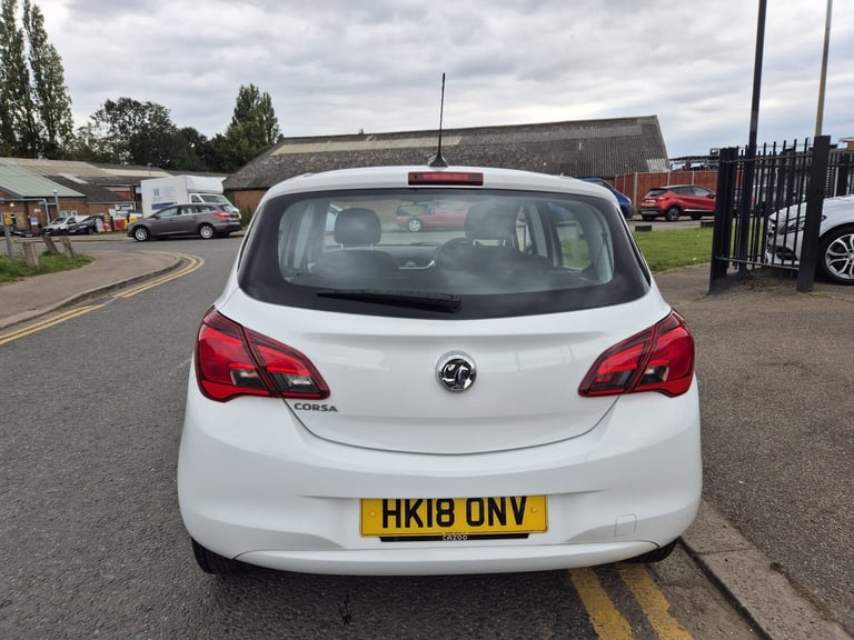 2018 Vauxhall Corsa 1.4i ecoTEC Design Hatchback 5dr Petrol Easytronic Euro 6