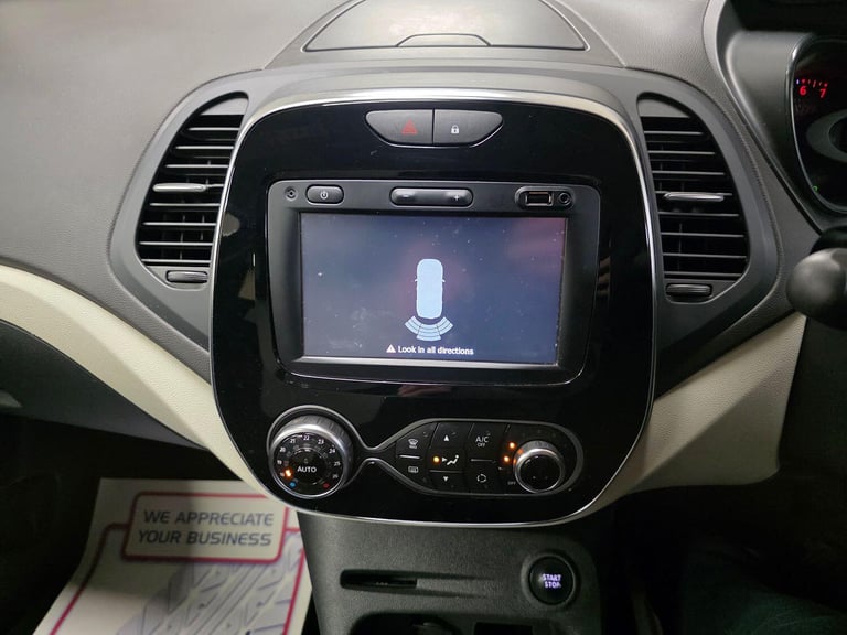 RENAULT CAPTUR 0.9 Iconic TCe 90 MY18 Blue Manual WARRANTY 12 MONTHS MOT