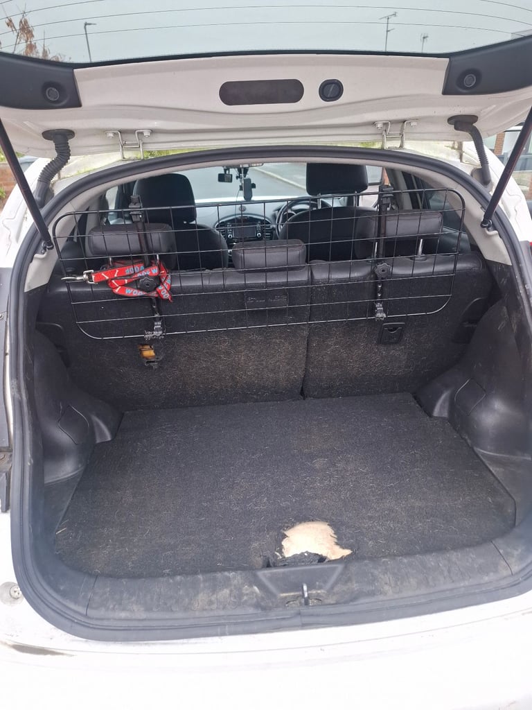 Nissan, JUKE, Hatchback, 2014, Manual, 1461 (cc), 5 doors