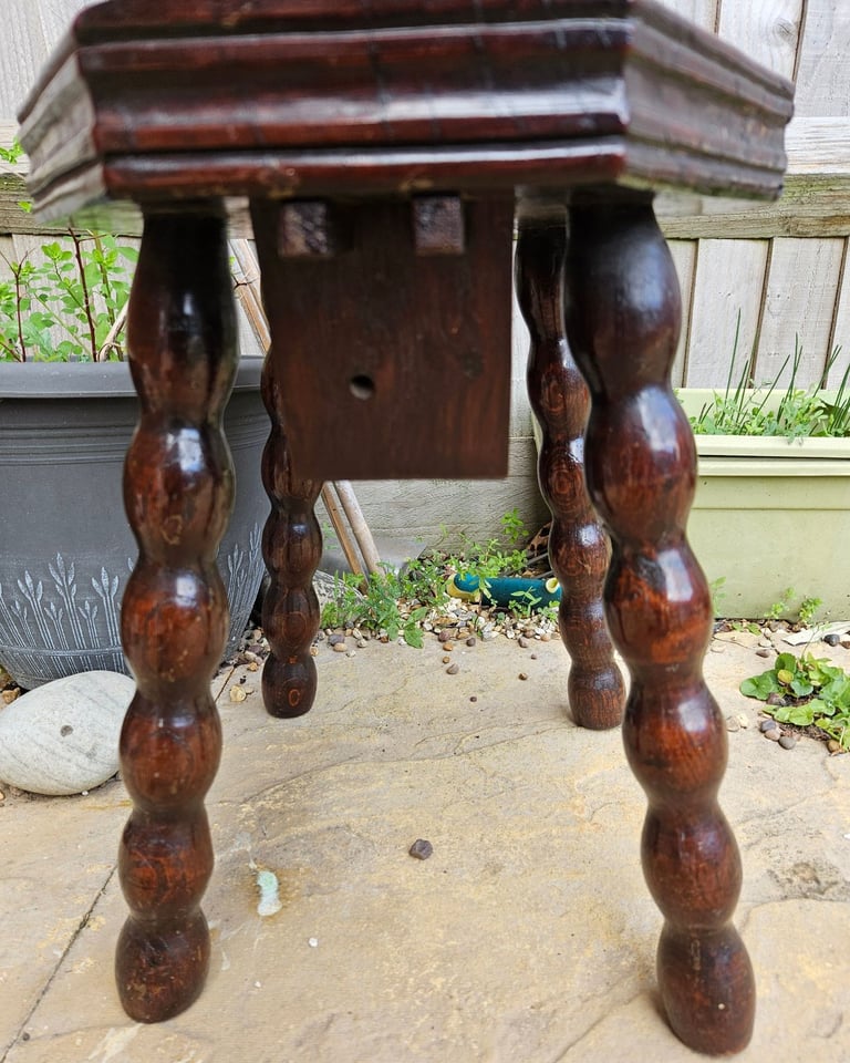 Antique Carved Oak Spinning Chair Circa 1910