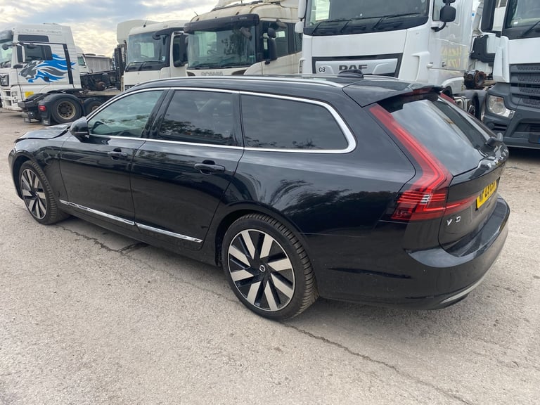 2023 VOLVO V90 RECHARGE T6 PLUS AWD 2.0 TURBO HYBRID AUTO ESTATE DAMAGED SALVAGE