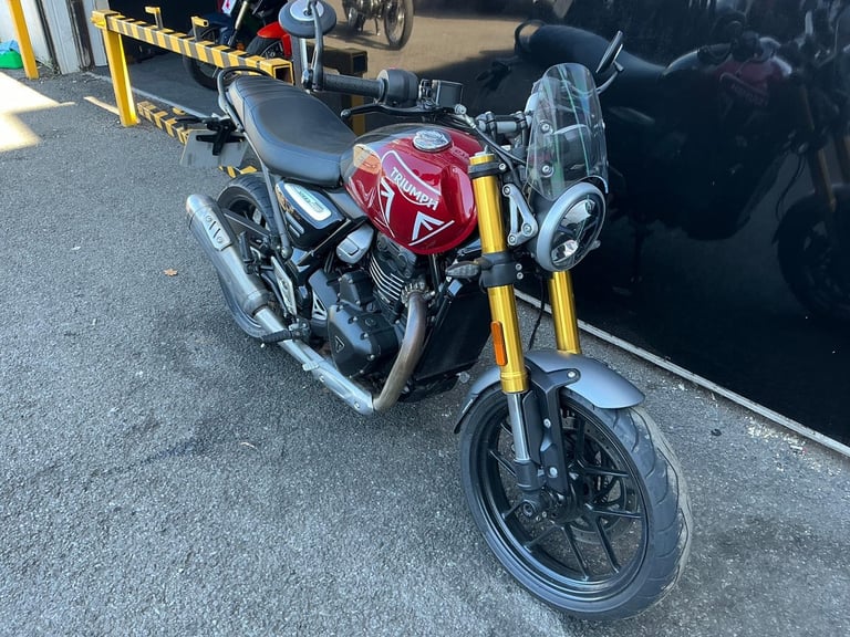 Triumph SPEED 400 free delivery 