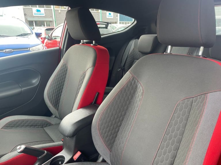 2016 Ford Fiesta 1.0T EcoBoost ST-Line Hatchback 3dr Petrol Manual Euro 6 (s/s) (140 ps) Hatchbac...