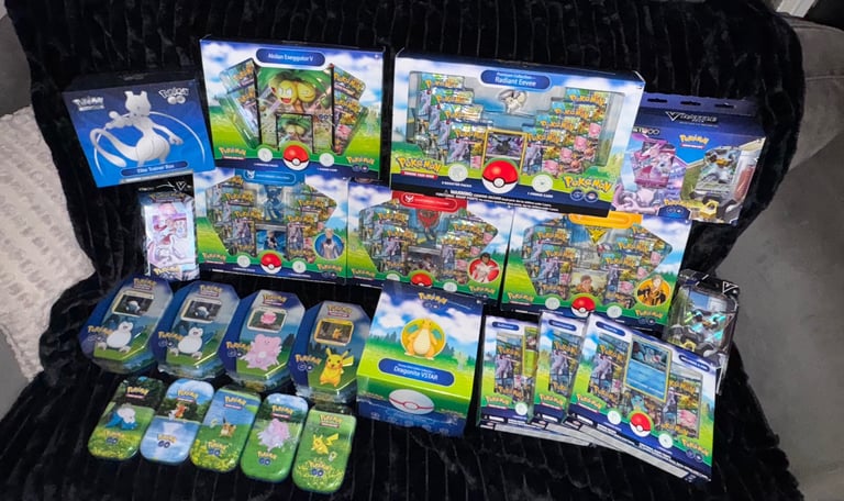 image for Sealed pokemon bundle..