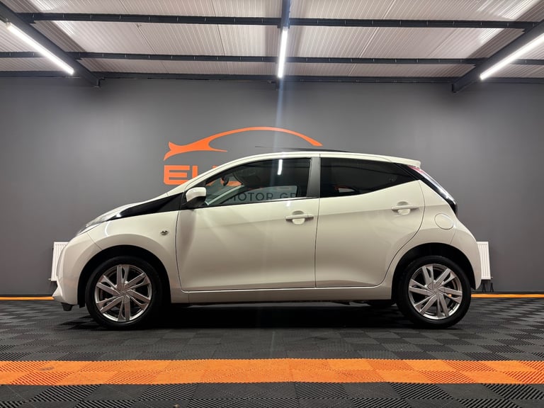 2014 Toyota AYGO 1.0 VVT-i X-Pression 5dr x-shift HATCHBACK Petrol Manual