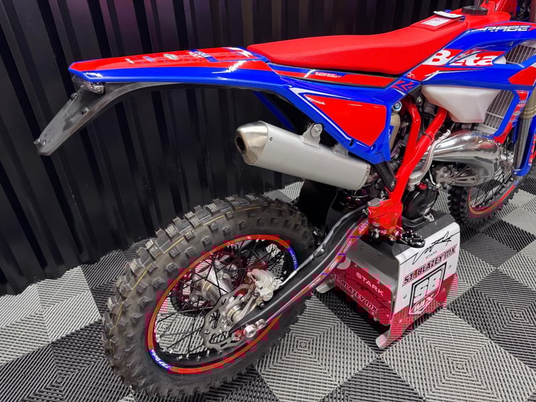 2026 BETA RR 125 RACE 2 STROKE ENDURO BIKE 