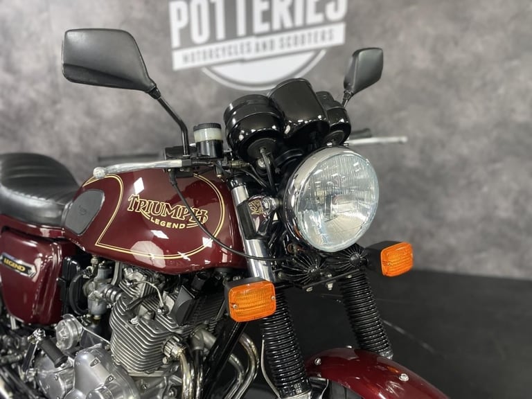 Triumph T160 Legend Les Williams or LP Williams Genuine Bike