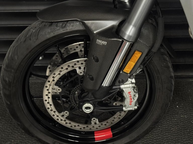 DUCATI MULTISTRADA V4 S Travel Pack Akrapovic