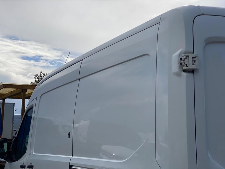 2017 Ford Transit 2.0 350 EcoBlue RWD L2 H2 Euro 6 5dr PANEL VAN Diesel Manual
