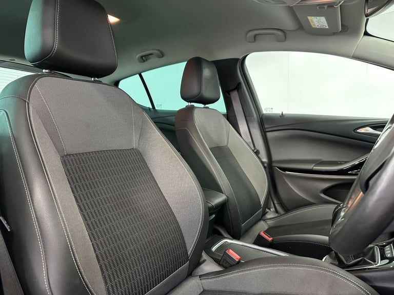2021 Vauxhall Astra 1.2 Turbo Griffin Edition Hatchback 5dr Petrol Manual Euro 6 (s/s) (145 ps) H...