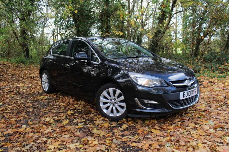 Vauxhall, ASTRA, Hatchback, 2013, Manual, 1598 (cc), 5 doors
