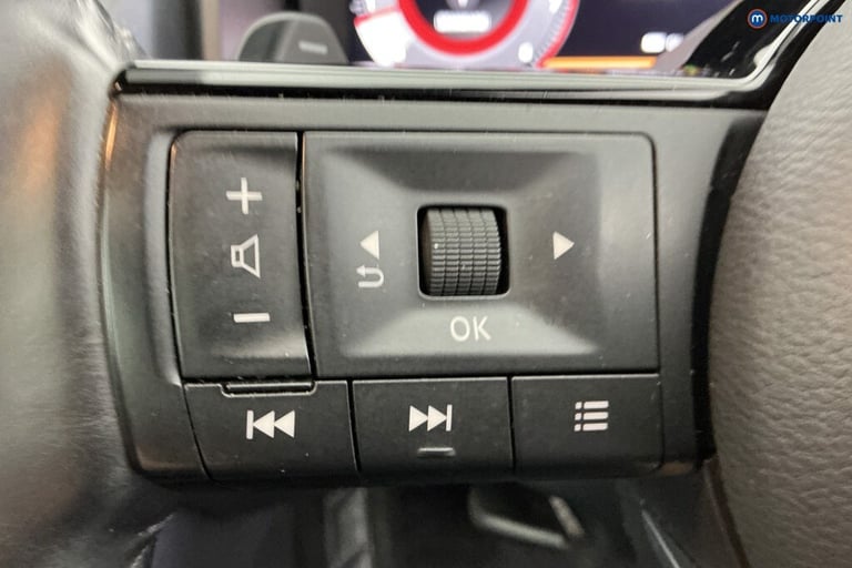 2022 Nissan Qashqai 1.3 DiG-T MH 158 Tekna 5dr Xtronic HATCHBACK PETROL Automatic