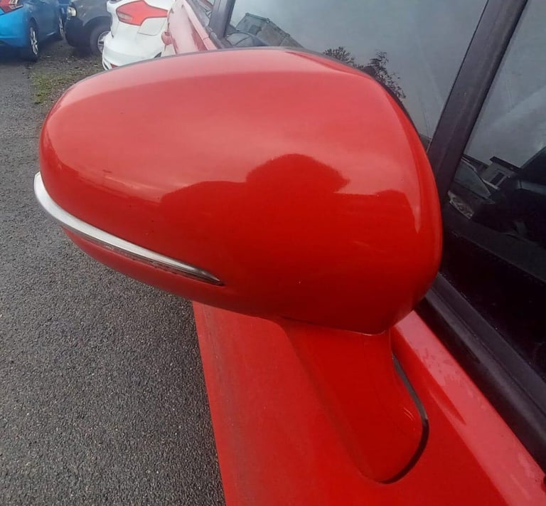 2013 Suzuki SX4 S-Cross 1.6 DDiS SZ5 ALLGRIP Euro 5 (s/s) 5dr HATCHBACK Diesel Manual