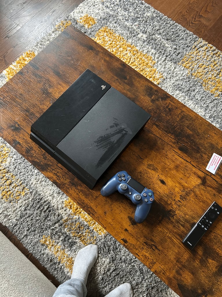  Sony PlayStation 4 500GB Home Console - Jet Black