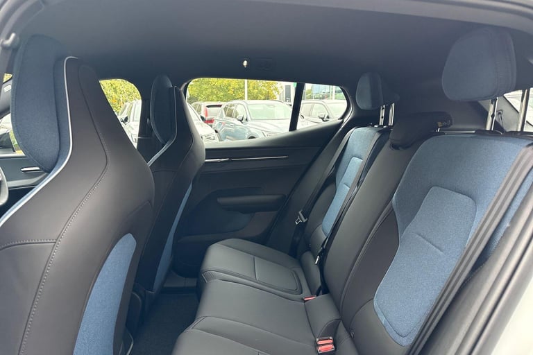 2025 Volvo EX30 Single Motor Extended Range 69kWh Plus SUV 5dr Electric Auto (272 ps) ESTATE Elec...