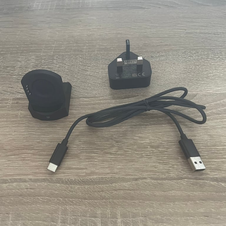 Tag Heuer E4 connected smart watch charger