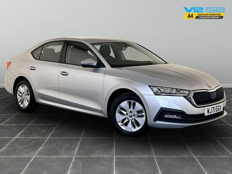 image for 2021 Skoda Octavia 1.0 TSI SE Technology 5dr HATCHBACK PETROL Manual