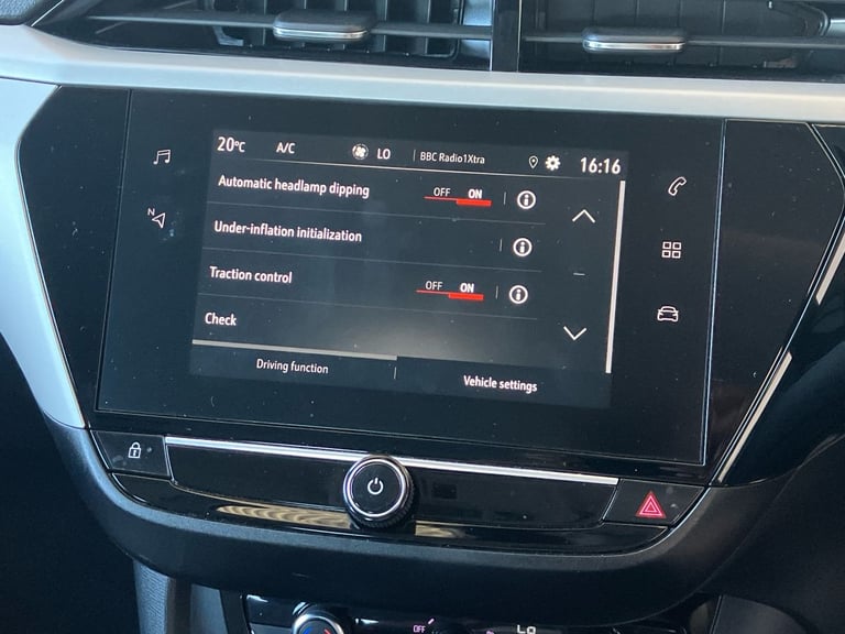 2024 Vauxhall Corsa 100kW Design 50kWh 5dr Auto Hatchback Electric Automatic