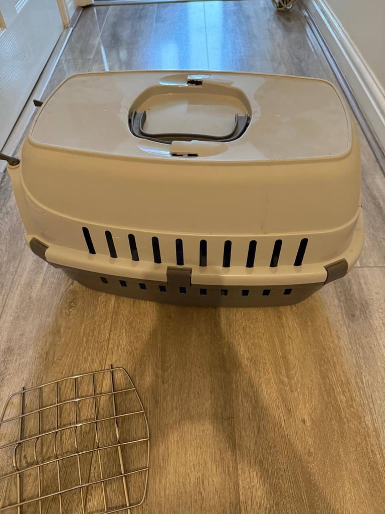 Cat & dog carrier