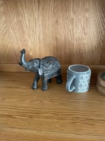 Rustic Elephant Ornament House decoration in good condition 