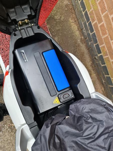 NIU N1S Electric Scooter 'Extra battery-178 miles' (NOT NQi GTS MQI NGT CUX MGB)