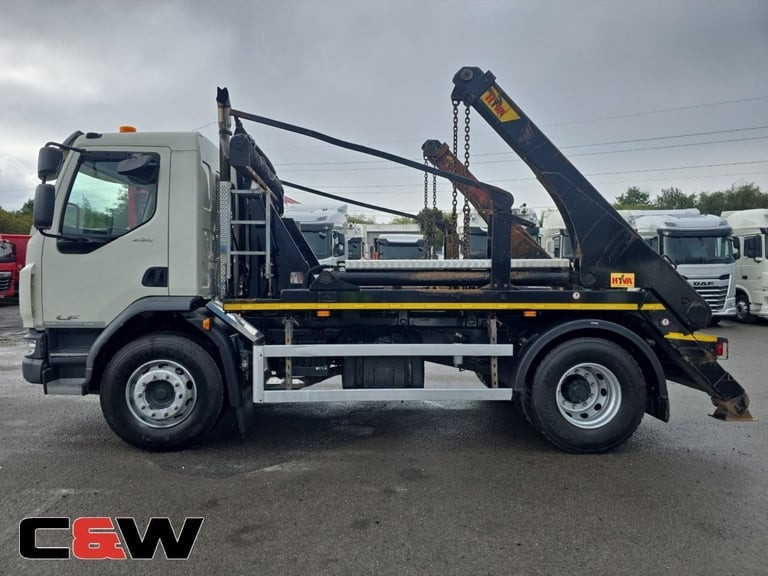 2022 (22) DAF FA LF 230 18T 4x2 Skip Loader - 166,000KMS