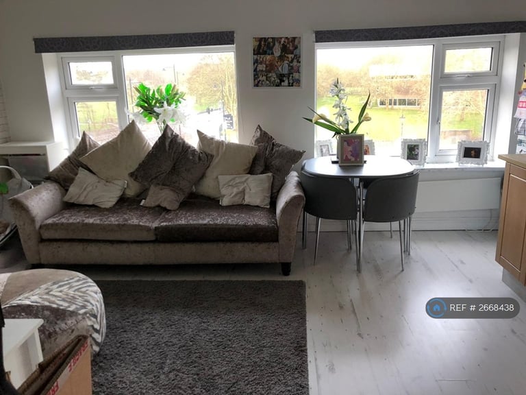 image for 2 bedroom flat in Mill Road, Gillingham, ME7 (2 bed) (#2668438)