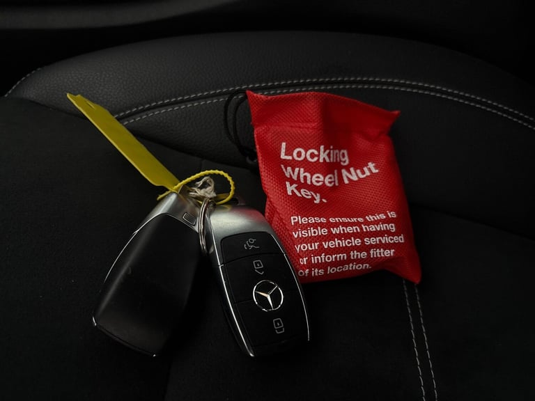 2021 Mercedes-Benz A-Class A250e AMG Line Edition 4dr Auto SALOON PETROL/ELECTRIC Automatic
