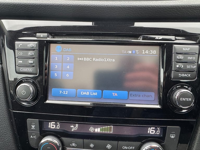 2017 Nissan Qashqai 1.2 DIG-T N-Connecta SUV 5dr Petrol XTRON 2WD Euro 6 (s/s)