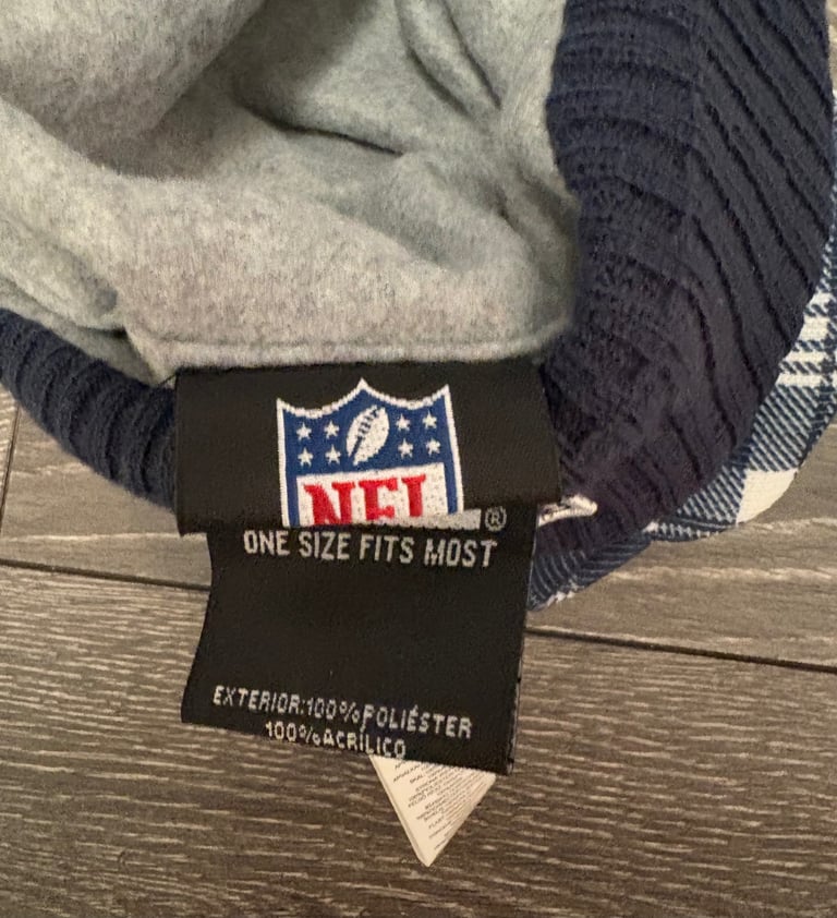 NFL Genuine Dallas Cowboy Beanie fits all sizes