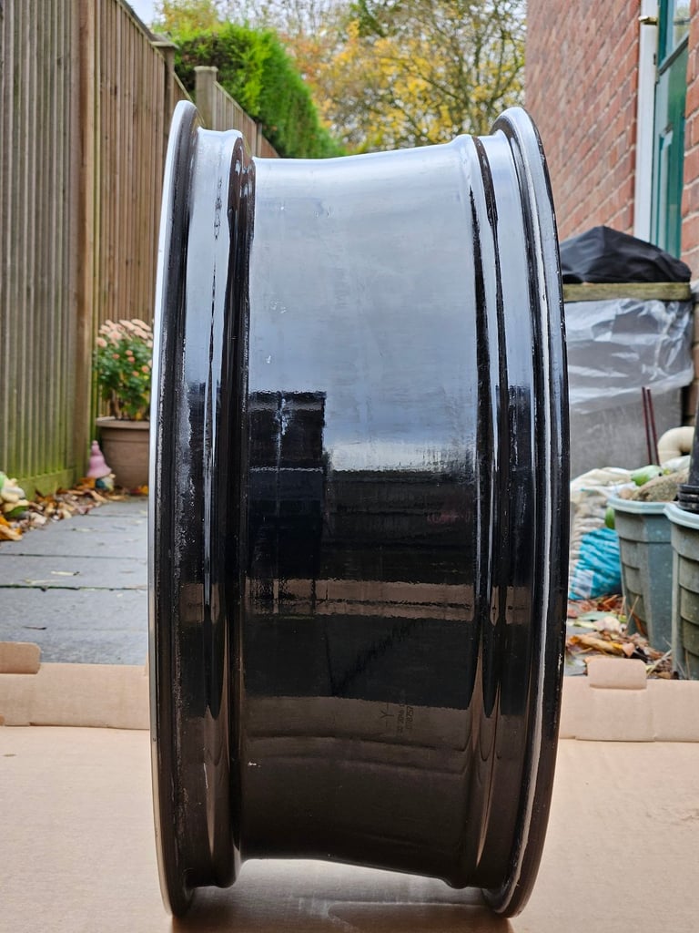 VW 19" Santiago Alloy