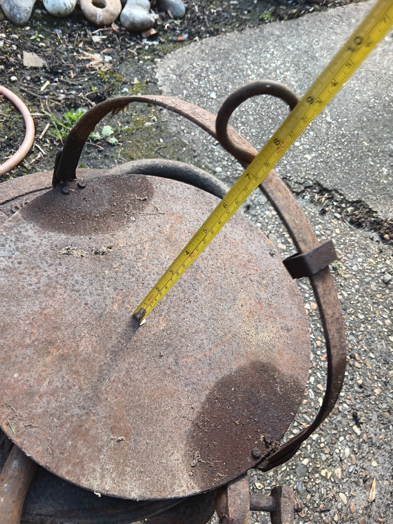 Antique/vintage cast iron flat griddle plate , skillet , folding handle