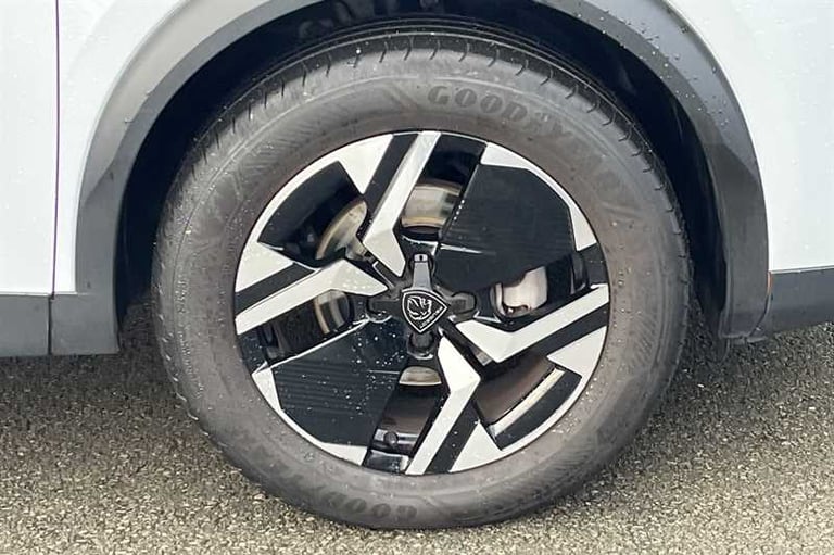 2024 Peugeot 2008 1.2 PureTech 130 Allure 5dr HATCHBACK PETROL Manual