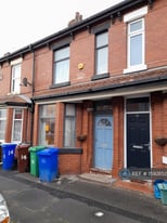 3 bedroom house in Churchill Avenue, Manchester, M16 (3 bed) (#1592852)