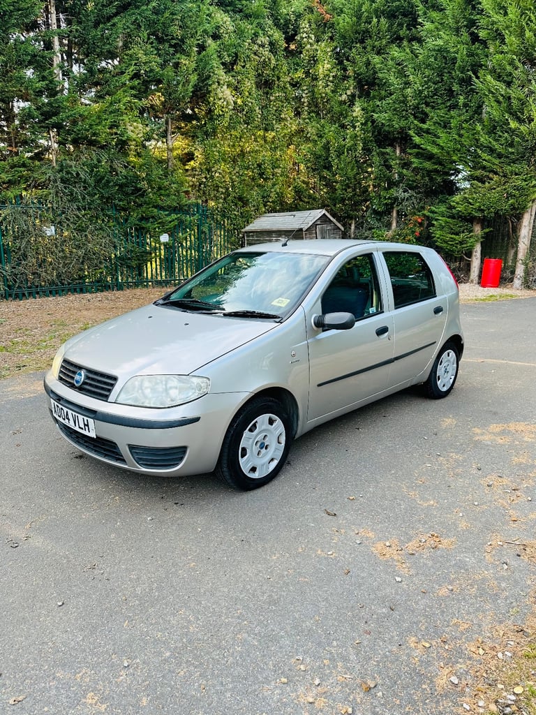 Fiat, PUNTO, Hatchback, 2004, Manual, 1242 (cc), 5 doors